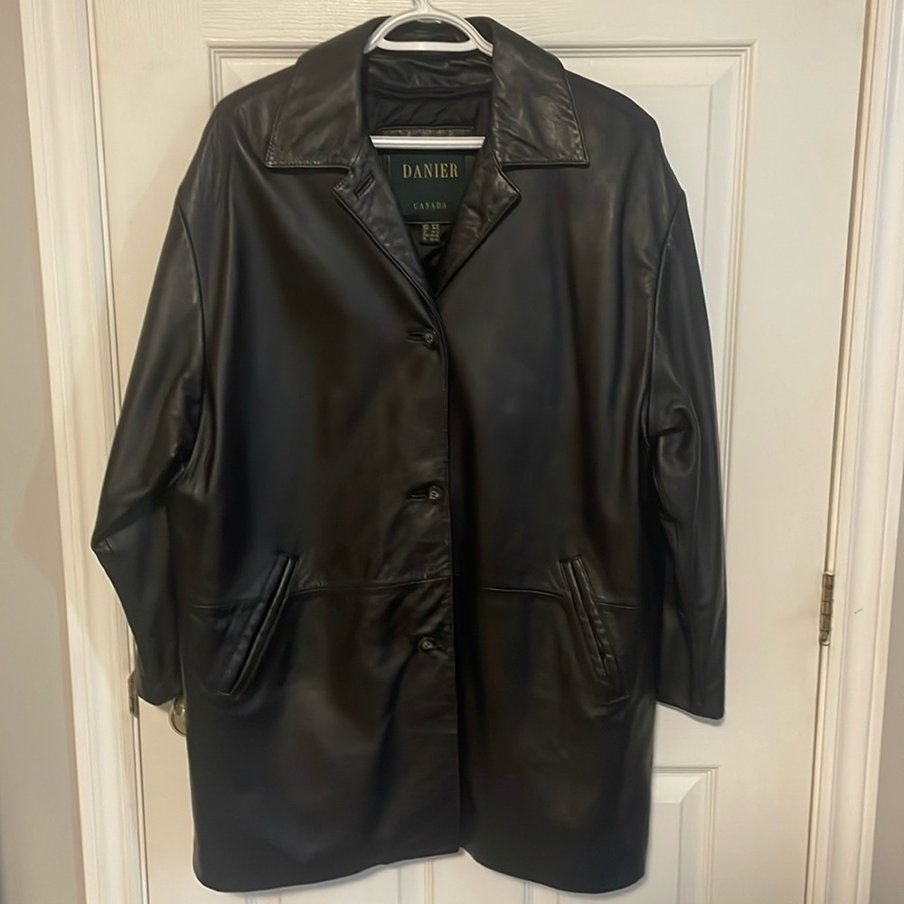 VINTAGE OVERSIZED DANIER LEATHER JACKET